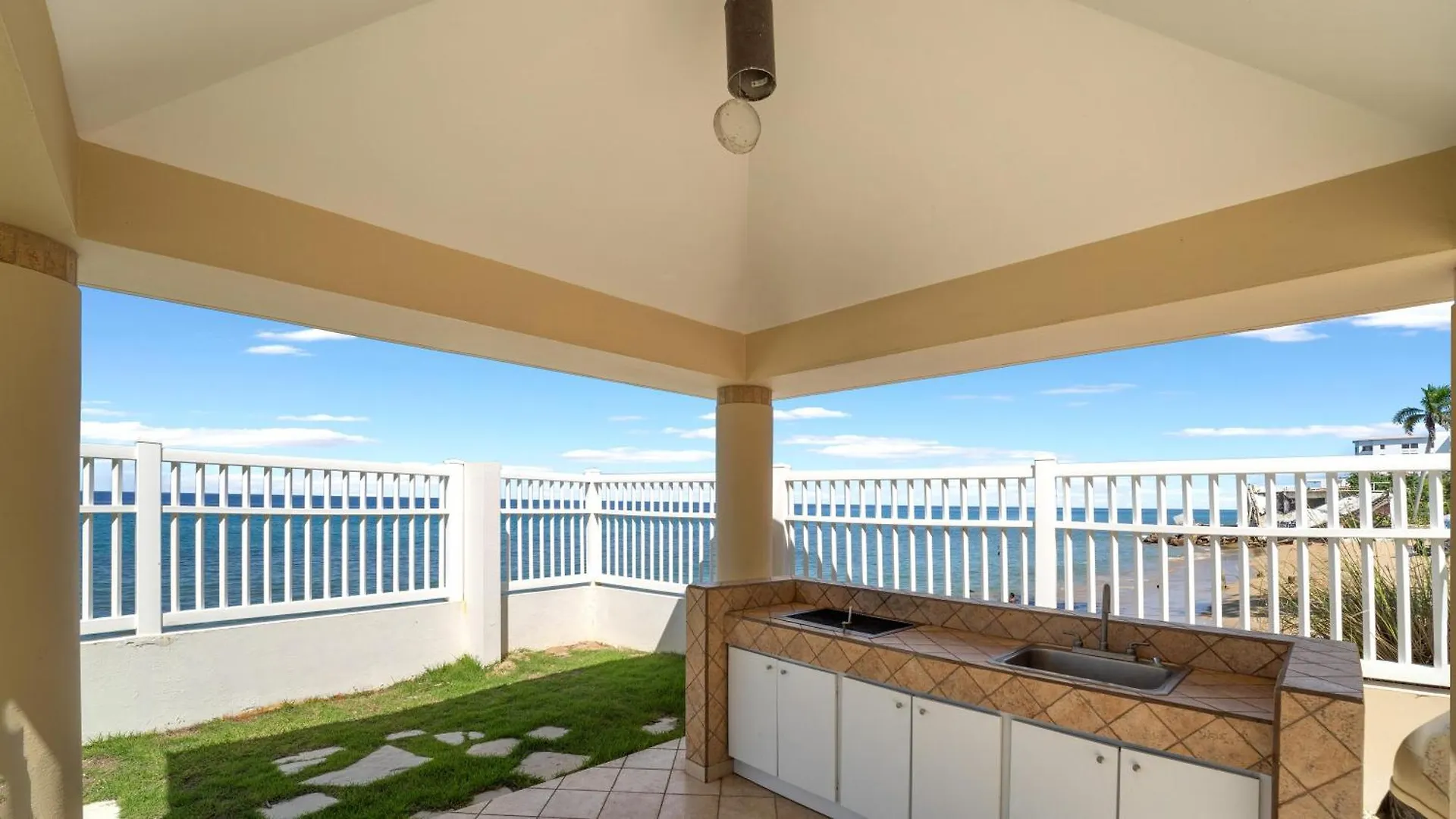 Διαμέρισμα Beachfront 5Th Floor At Pelican Reef Rincon